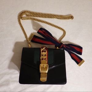 GUCCI mini Sylvie chain bag black